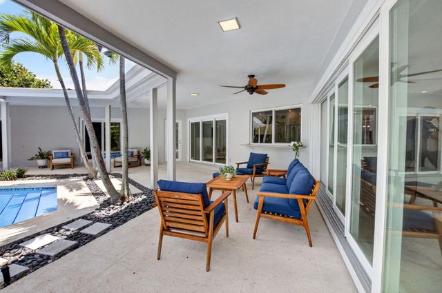 2006 NW 3rd Avenue, Delray Beach, FL 33444