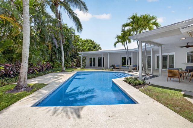 2006 NW 3rd Avenue, Delray Beach, FL 33444