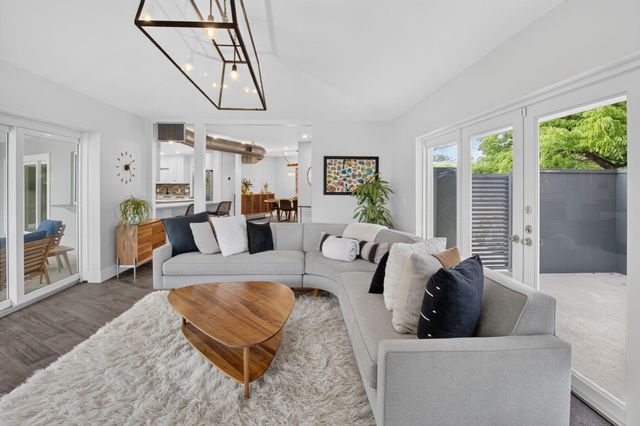 2006 NW 3rd Avenue, Delray Beach, FL 33444