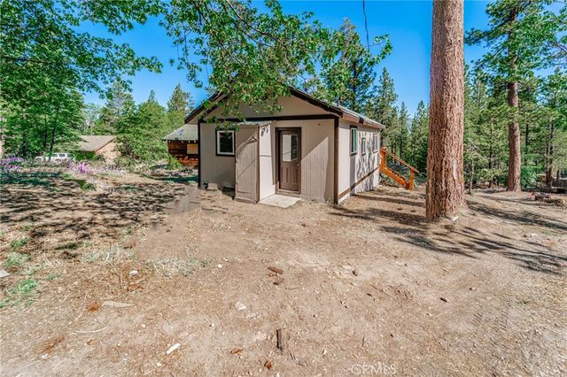 872 Hill, Big Bear Lake, CA 92315