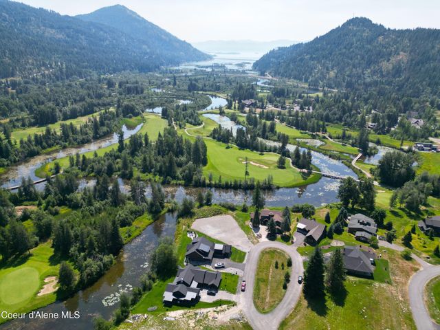 86 Marie Victoria CT, Sandpoint, ID 83864