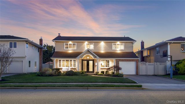 2026 Bliss Place, Merrick, NY 11566