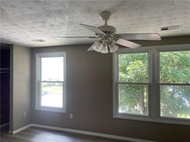 2105 Fairways Court NW, Kennesaw, GA 30144