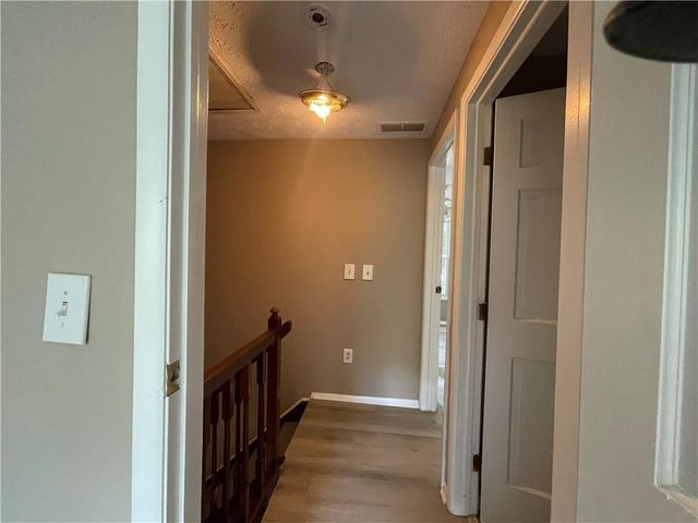 2105 Fairways Court NW, Kennesaw, GA 30144