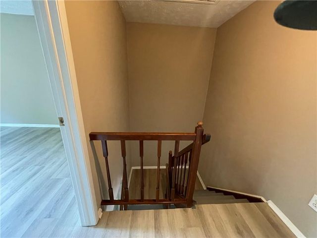 2105 Fairways Court NW, Kennesaw, GA 30144