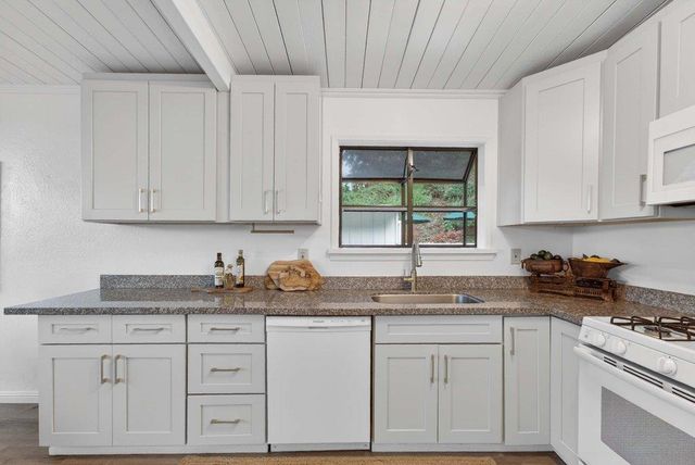 704 Encino Drive, Aptos, CA 95003