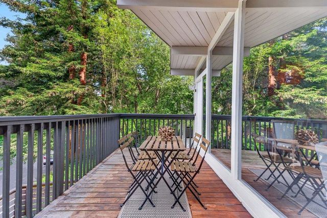 704 Encino Drive, Aptos, CA 95003