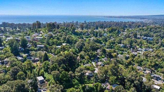 704 Encino Drive, Aptos, CA 95003
