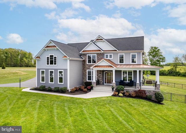 75 LORI LN, Littlestown, PA 17340