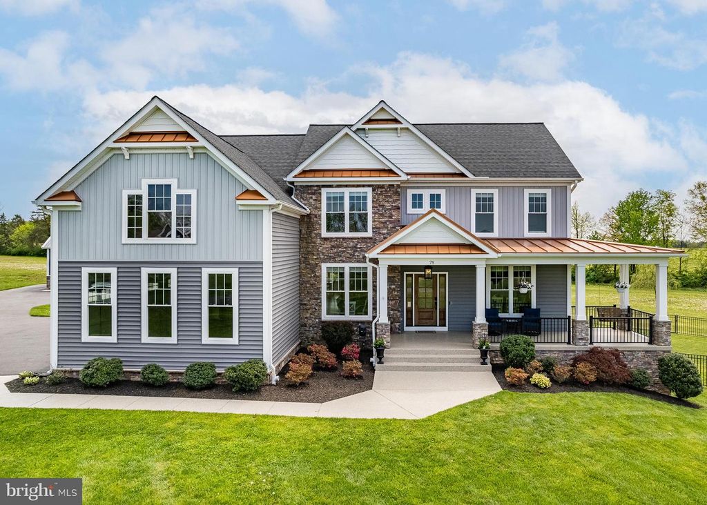 75 LORI LN, Littlestown, PA 17340