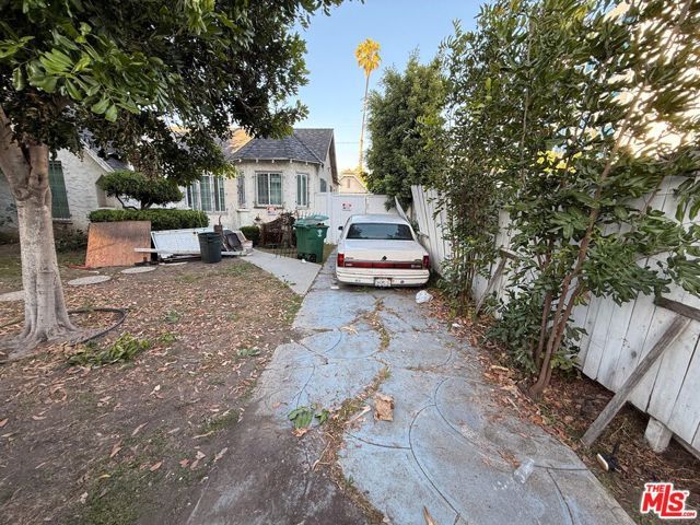128 N Carson Road, Beverly Hills, CA 90211