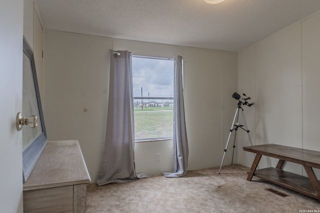 1217 County Road 6723, Natalia, TX 78059
