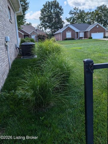 8306 Grandel Forest Way, Louisville, KY 40258