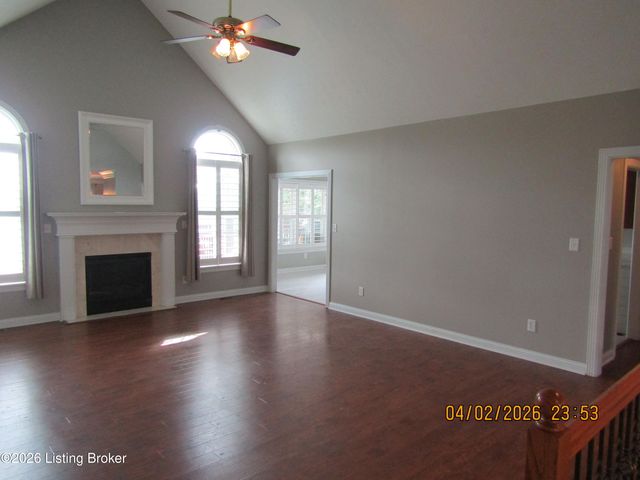 8306 Grandel Forest Way, Louisville, KY 40258