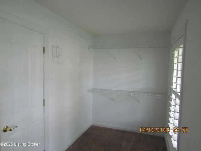 8306 Grandel Forest Way, Louisville, KY 40258