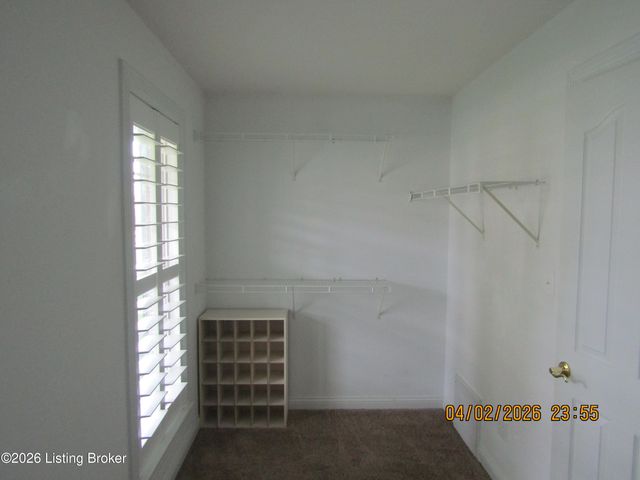 8306 Grandel Forest Way, Louisville, KY 40258