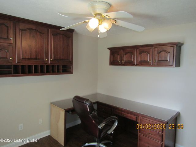 8306 Grandel Forest Way, Louisville, KY 40258