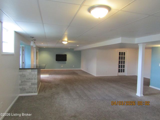 8306 Grandel Forest Way, Louisville, KY 40258