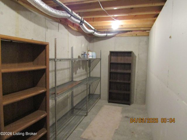 8306 Grandel Forest Way, Louisville, KY 40258