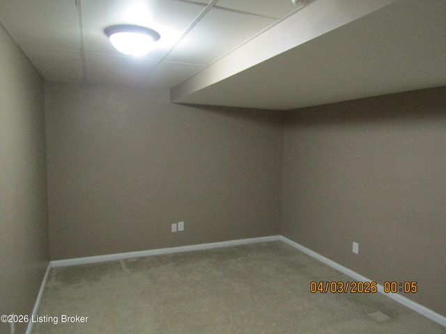 8306 Grandel Forest Way, Louisville, KY 40258