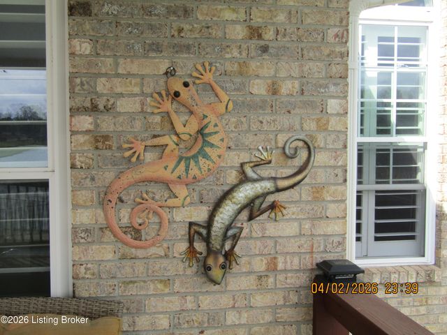 8306 Grandel Forest Way, Louisville, KY 40258