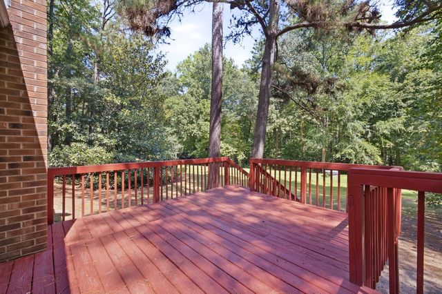 5616 Mantachie Court, Raleigh, NC 27610