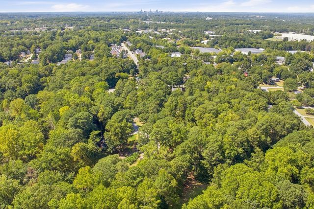 5616 Mantachie Court, Raleigh, NC 27610