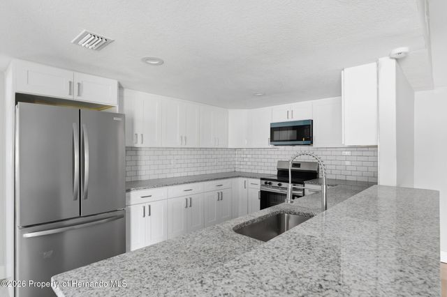 7608 Yachtsman Drive, Hudson, FL 34667