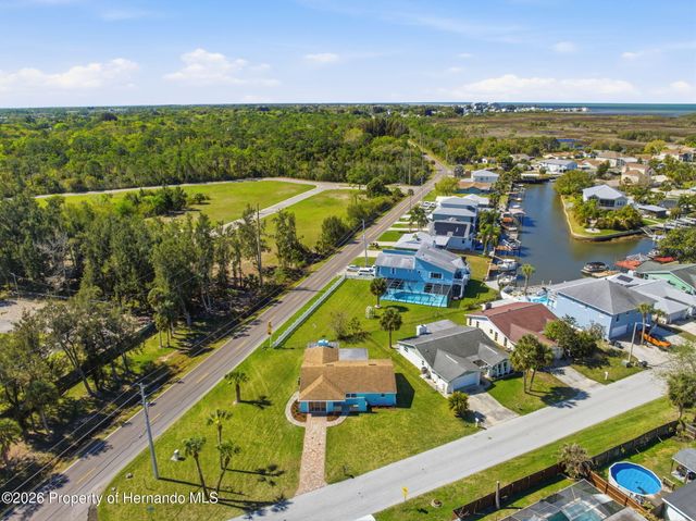 7608 Yachtsman Drive, Hudson, FL 34667