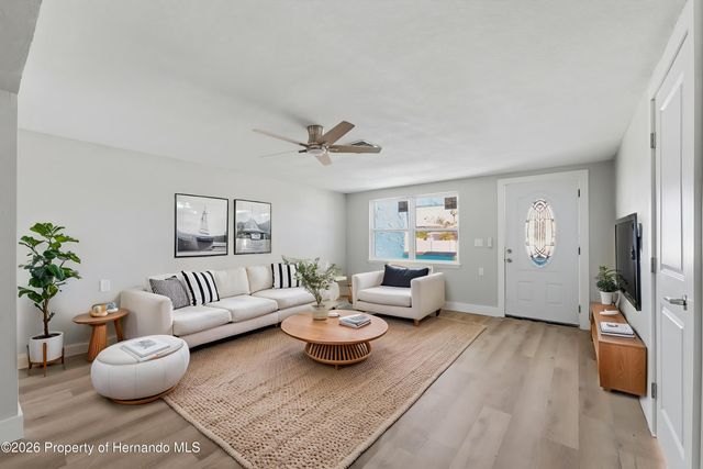 7608 Yachtsman Drive, Hudson, FL 34667