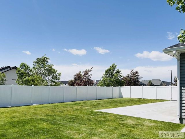 3966 Rocky Mountain Drive, Ammon, ID 83406