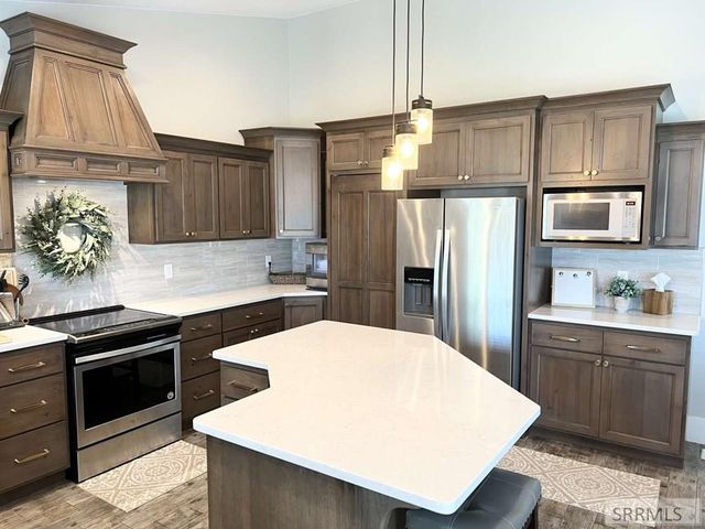 3966 Rocky Mountain Drive, Ammon, ID 83406