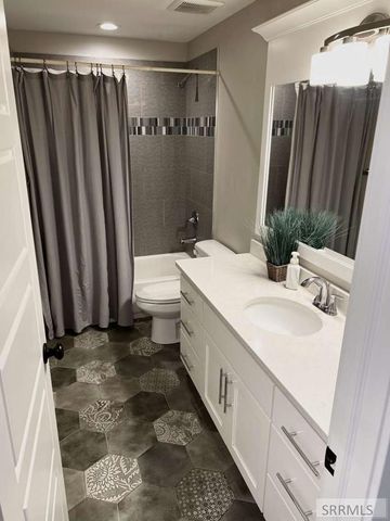 3966 Rocky Mountain Drive, Ammon, ID 83406