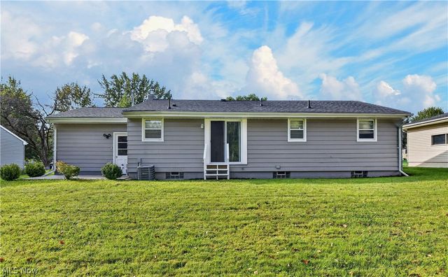 4164 Staatz Drive, Youngstown, OH 44511