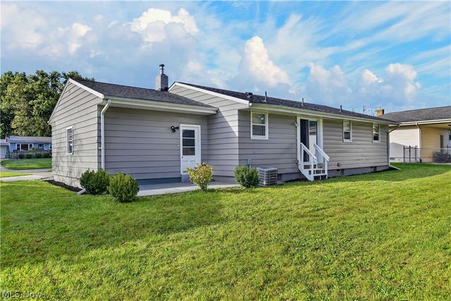 4164 Staatz Drive, Youngstown, OH 44511
