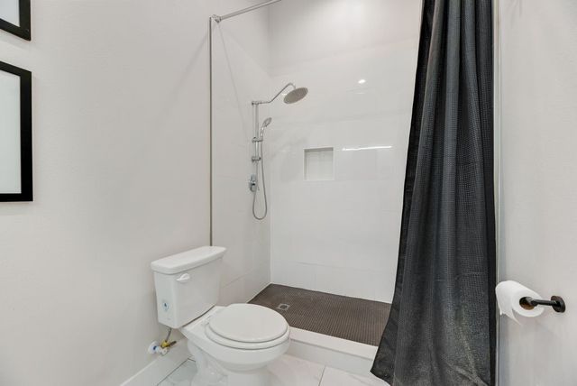 1802 Pueblo Street, Dallas, TX 75212