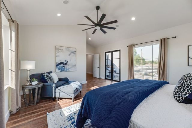 1802 Pueblo Street, Dallas, TX 75212