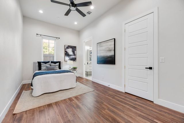 1802 Pueblo Street, Dallas, TX 75212