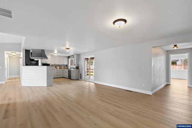 2994 Fir Oaks Dr SW, Albany, OR 97321