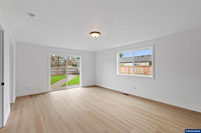 2994 Fir Oaks Dr SW, Albany, OR 97321