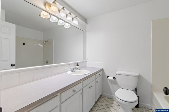 2994 Fir Oaks Dr SW, Albany, OR 97321