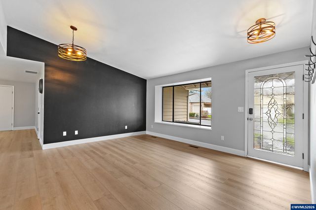 2994 Fir Oaks Dr SW, Albany, OR 97321