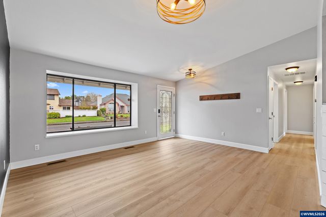 2994 Fir Oaks Dr SW, Albany, OR 97321