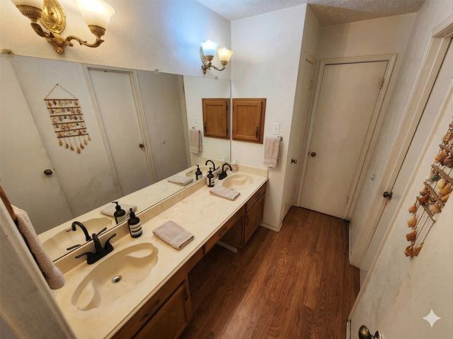 219 Shenandoah Drive, Richmond, TX 77469