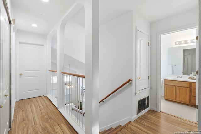 8931 Arch Brg, San Antonio, TX 78254