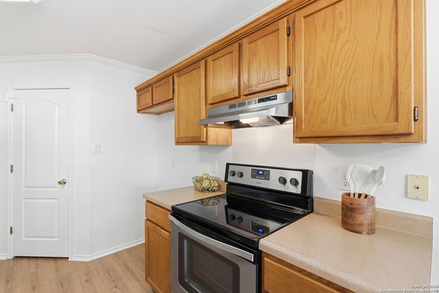 8931 Arch Brg, San Antonio, TX 78254