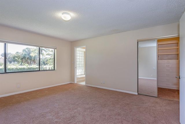 3650 N 36th Avenue 51, Hollywood, FL 33021