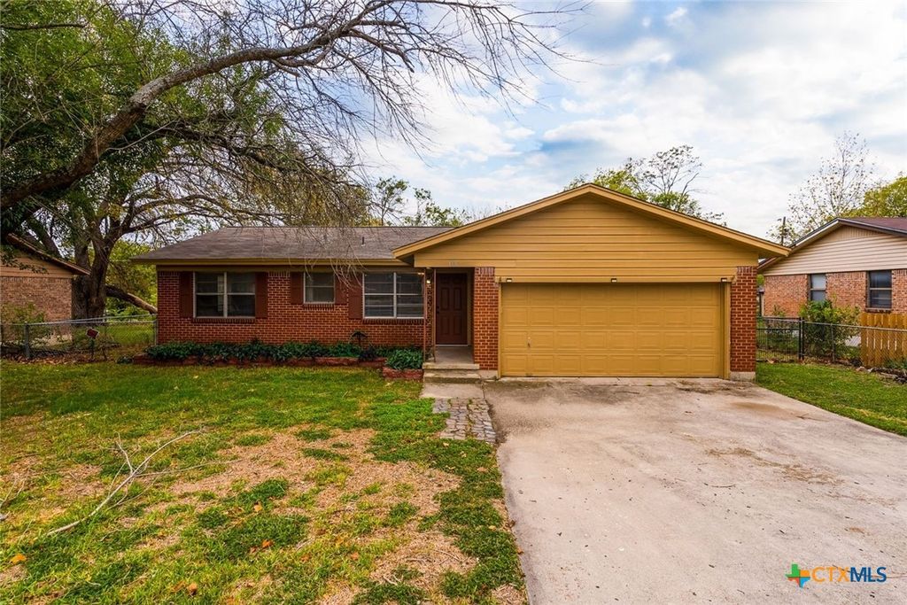 110 North Drive, Copperas Cove, TX 76522