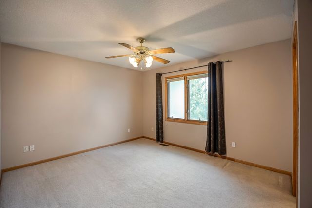 609 NE Lowell Drive, Ankeny, IA 50021