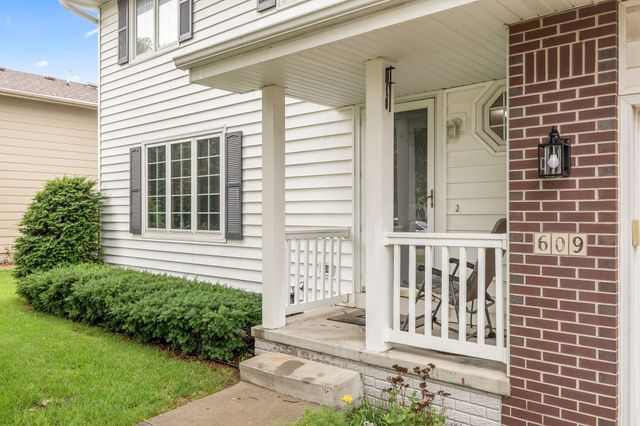 609 NE Lowell Drive, Ankeny, IA 50021